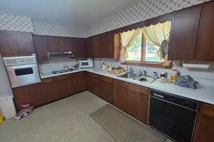 829 Ridge Ave, Rising Sun, IN 47040 - Photo 8