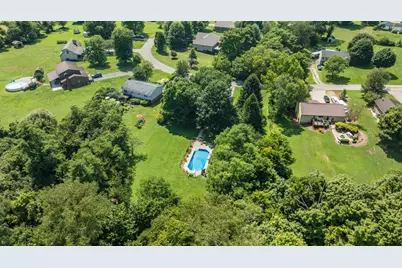 8261 Fair Meadows Drive, Aurora, IN 47001 - Photo 38