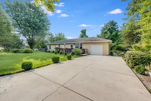 5393 Quiet Ln, Lawrenceburg, IN 47025 - Photo 2