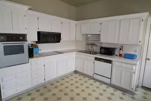 209 N Walnut St, Batesville, IN 47006 - Photo 8