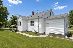 304 Brindley Ave, Vevay, IN 47043 - Photo 4