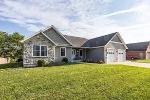 359 Abby Ln, Batesville, IN 47006 - Photo 4