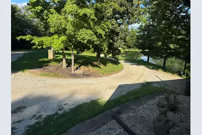 6236 S State Road 129, Versailles, IN 47042 - Photo 12