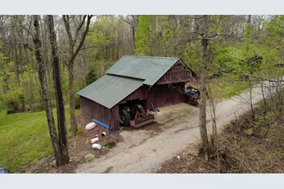 6236 S State Road 129, Versailles, IN 47042 - Photo 8