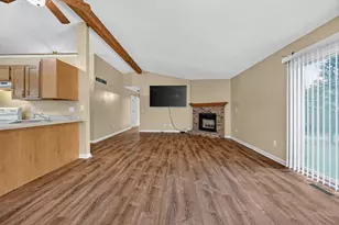 20652 Heather Ct, Lawrenceburg, IN 47025 - Photo 4