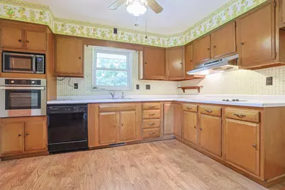 112 Hillview Drive, Aurora, IN 47001 - Photo 10