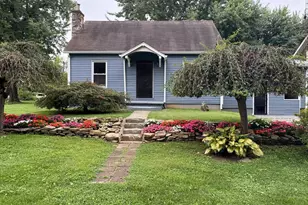 12054 Markland Town Rd, Florence, IN 47020 - Photo 2