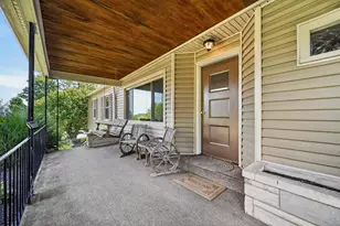 205 Donna Dr, Aurora, IN 47001 - Photo 2