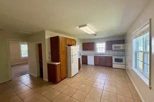 1016 Central Ave, Batesville, IN 47006 - Photo 4