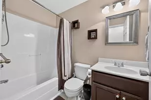 1807 Fieldcrest Dr, Lawrenceburg, IN 47025 - Photo 20