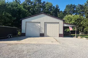 11302 Gutapfel Rd, Sunman, IN 47041 - Photo 14