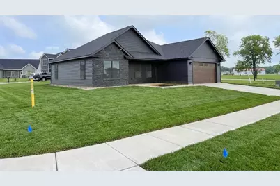 1521 N Washington, Rushville, IN 46173 - Photo 2