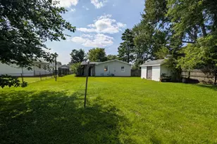 1924 Locust St, Madison, IN 47250 - Photo 22