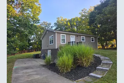1074 Sunset Drive, Lawrenceburg, IN 47025 - Photo 4