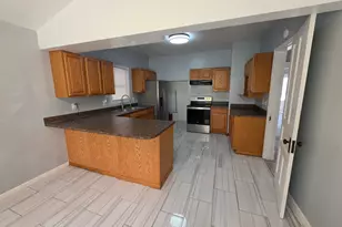 217 Conwell St, Aurora, IN 47001 - Photo 6