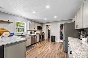 9719 Scotts Ridge Rd, Rising Sun, IN 47040 - Photo 6