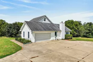 21164 N Manchester Rd, Sunman, IN 47041 - Photo 12