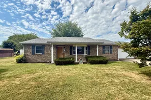 205 Whippoorwill Dr, Batesville, IN 47006 - Photo 2