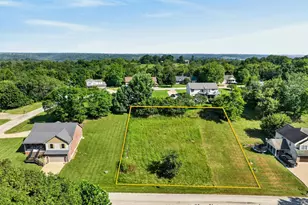 4780 Indian Rdg Dr, Aurora, IN 47001 - Photo 1