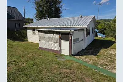 7433 Hartford Pike, Aurora, IN 47001 - Photo 16
