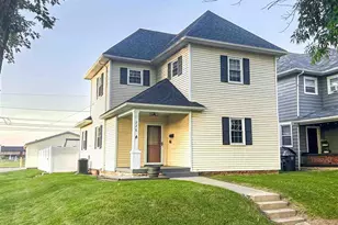 228 W 12th St, Connersville, IN 47331 - Photo 4