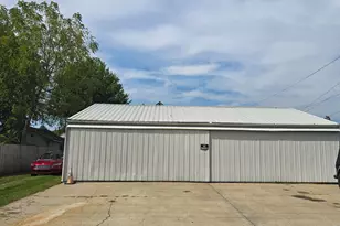 109 S Walnut St, Rising Sun, IN 47040 - Photo 4