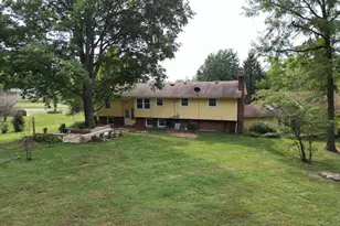 905 E Beech St, Osgood, IN 47037 - Photo 16
