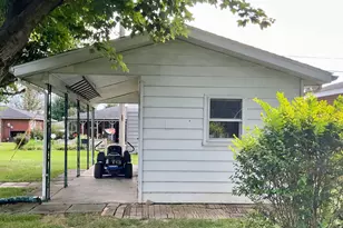 811 S Main St, Versailles, IN 47042 - Photo 26