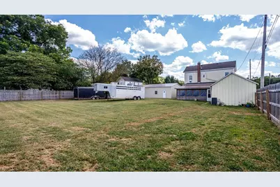 421 E 421 E 5th St Street E #421, Brookville, IN 47012 - Photo 2