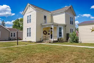 421 E 421 E 5th St Street E, Brookville, IN 47012 - Photo 1