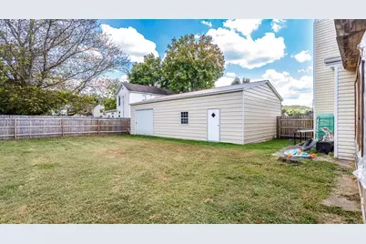 421 E 421 E 5th St Street E #421, Brookville, IN 47012 - Photo 24