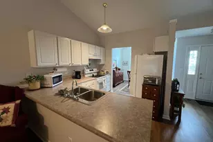 1951 S Pointe Dr, Lawrenceburg, IN 47025 - Photo 6