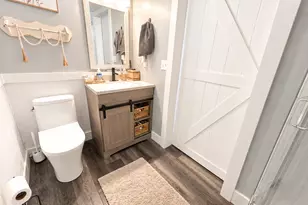 3640 W Starlight Dr, Connersville, IN 47331 - Photo 10