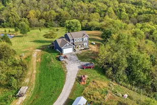 3752 Beck Farm Ln, Lawrenceburg, IN 47025 - Photo 4