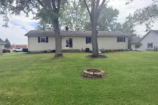 1112 Ranch Rd, Connersville, IN 47331 - Photo 4