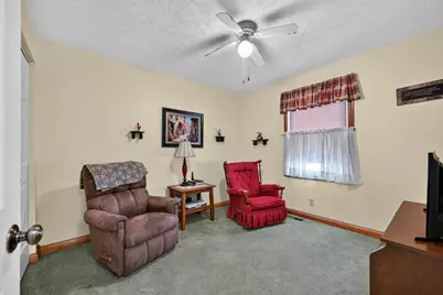 618 Tanner, Lawrenceburg, IN 47025 - Photo 16