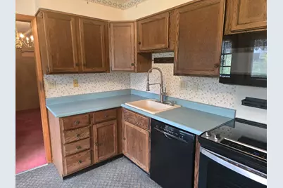 1523 W Memorial Drive, Connersville, IN 47331 - Photo 8
