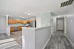 1622 Senior Ct, Shelbyville, IN 46176 - Photo 4