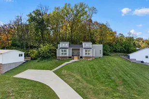 104 Aspen Ridge Dr, Aurora, IN 47001 - Photo 1