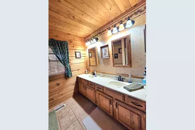 20200 Longview Dr., Lawrenceburg, IN 47025 - Photo 32