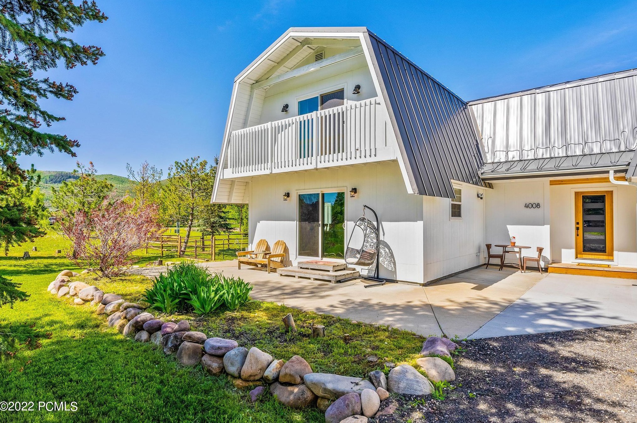2475 Crestview Dr, Woodland, UT 84036