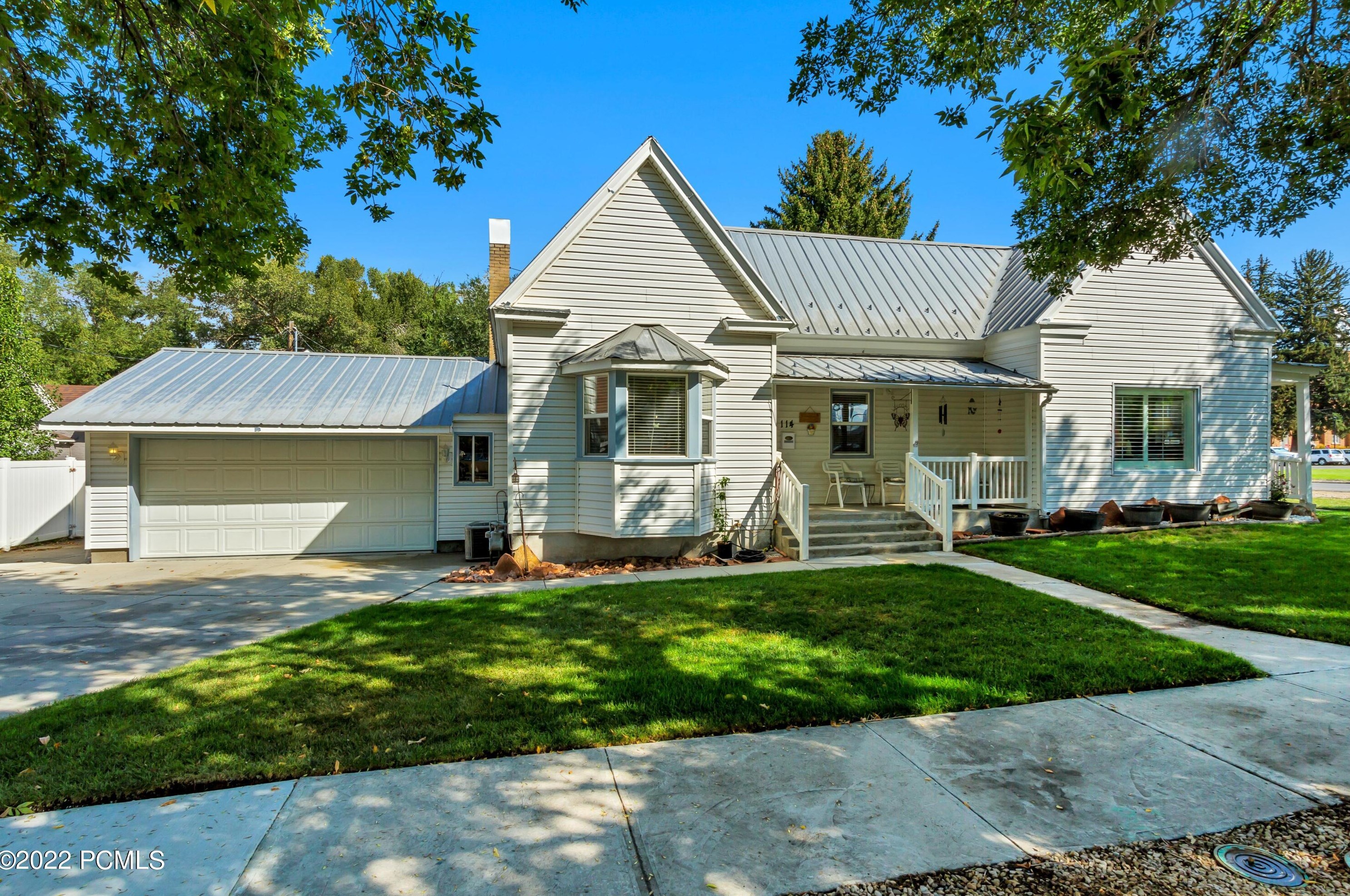 114 Center St, Heber, UT 84032-1943
