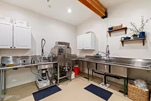 17017 Ant Flat Rd, Huntsville, UT 84317 - Photo 16