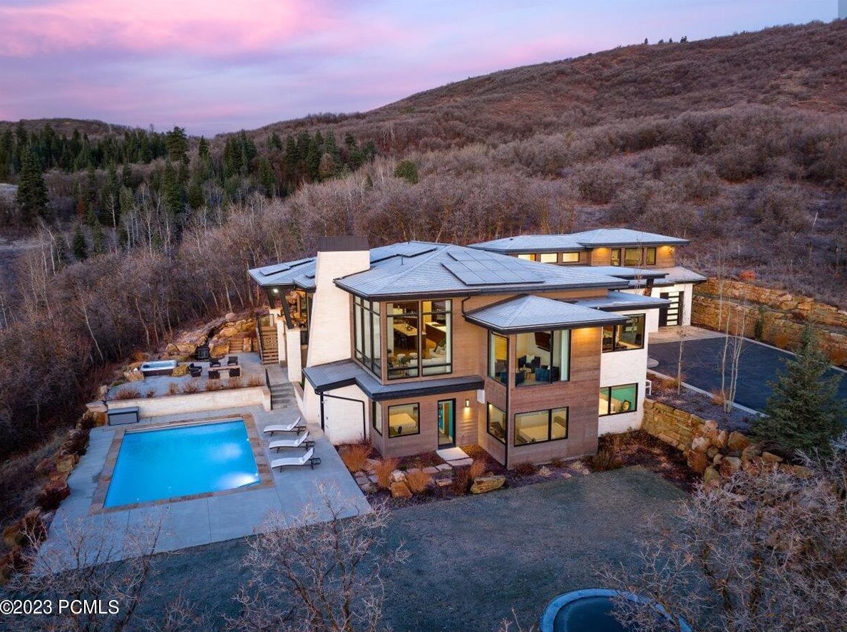 8947 Parleys Ln, Park City, UT 84098-5765