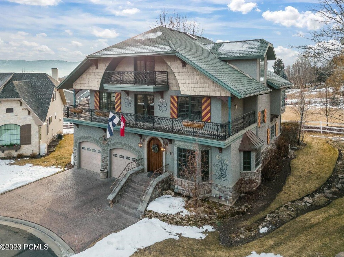 1050 Warm Springs Rd, Midway, UT 84049-6491