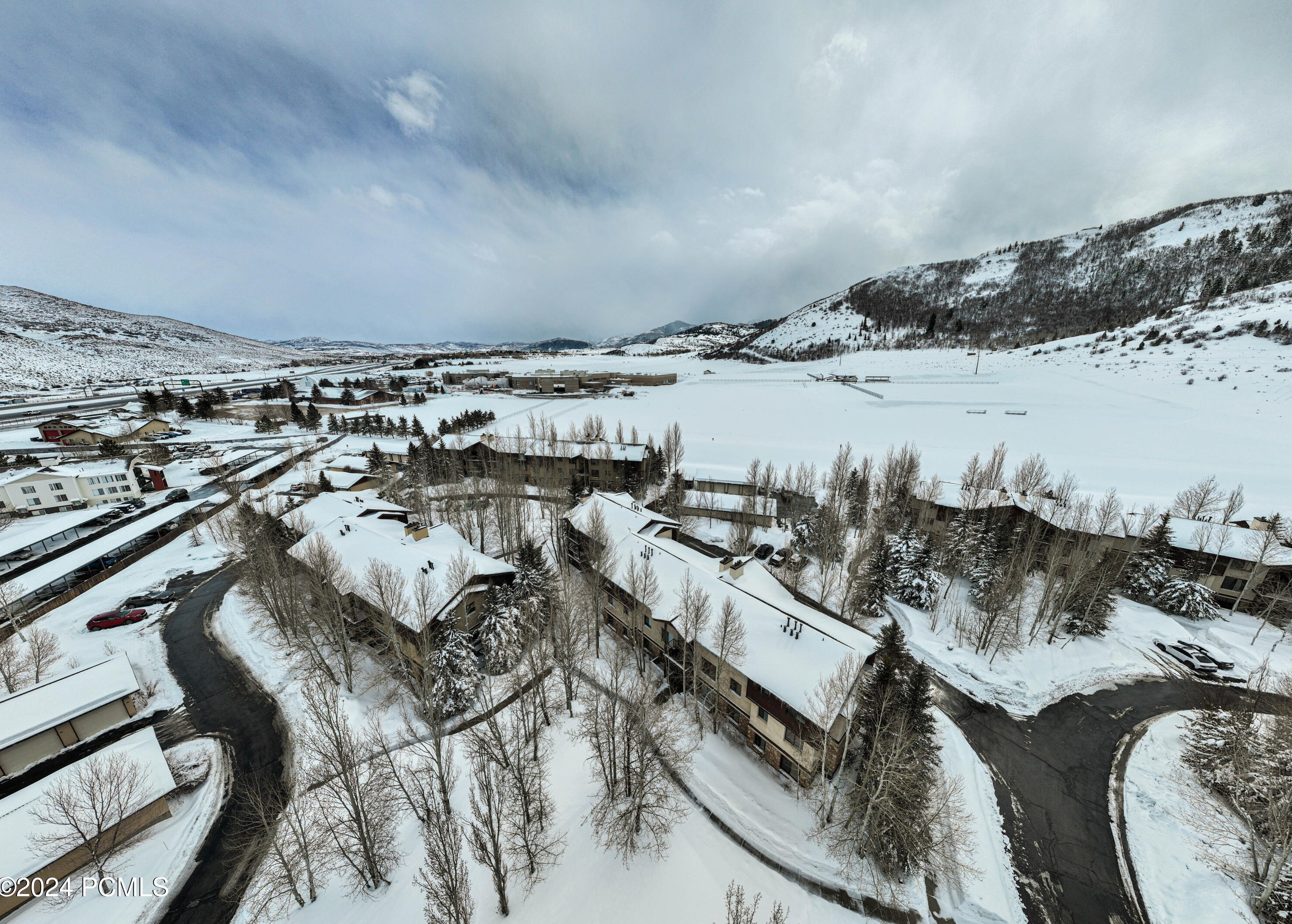 1600 Pinebrook Blvd, Park City UT 84098-8276 exterior