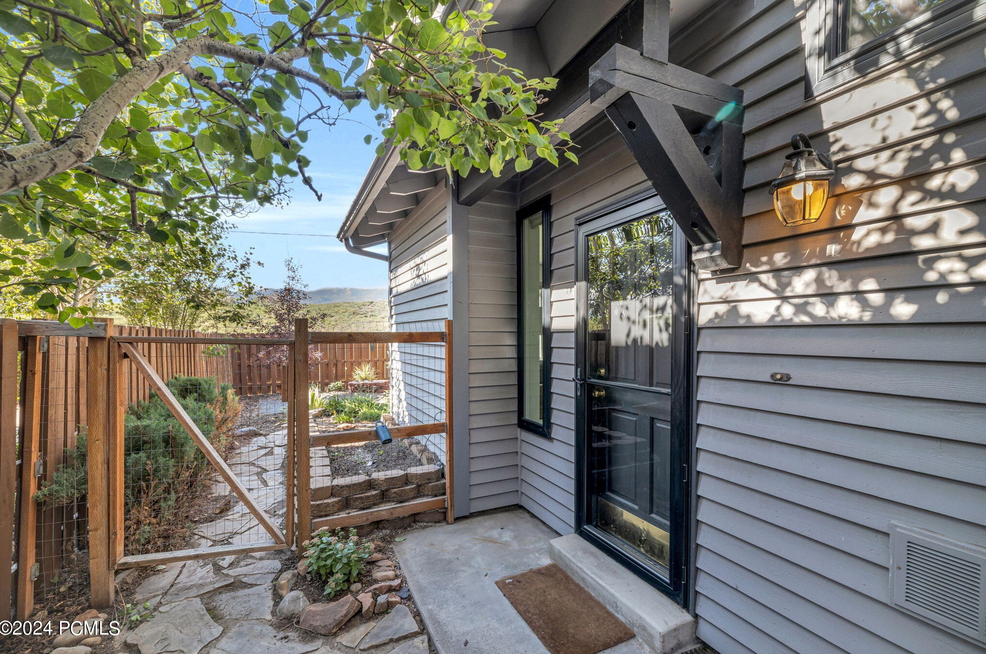 1025 Old Stone House Way, Park City UT 84098-5413 exterior