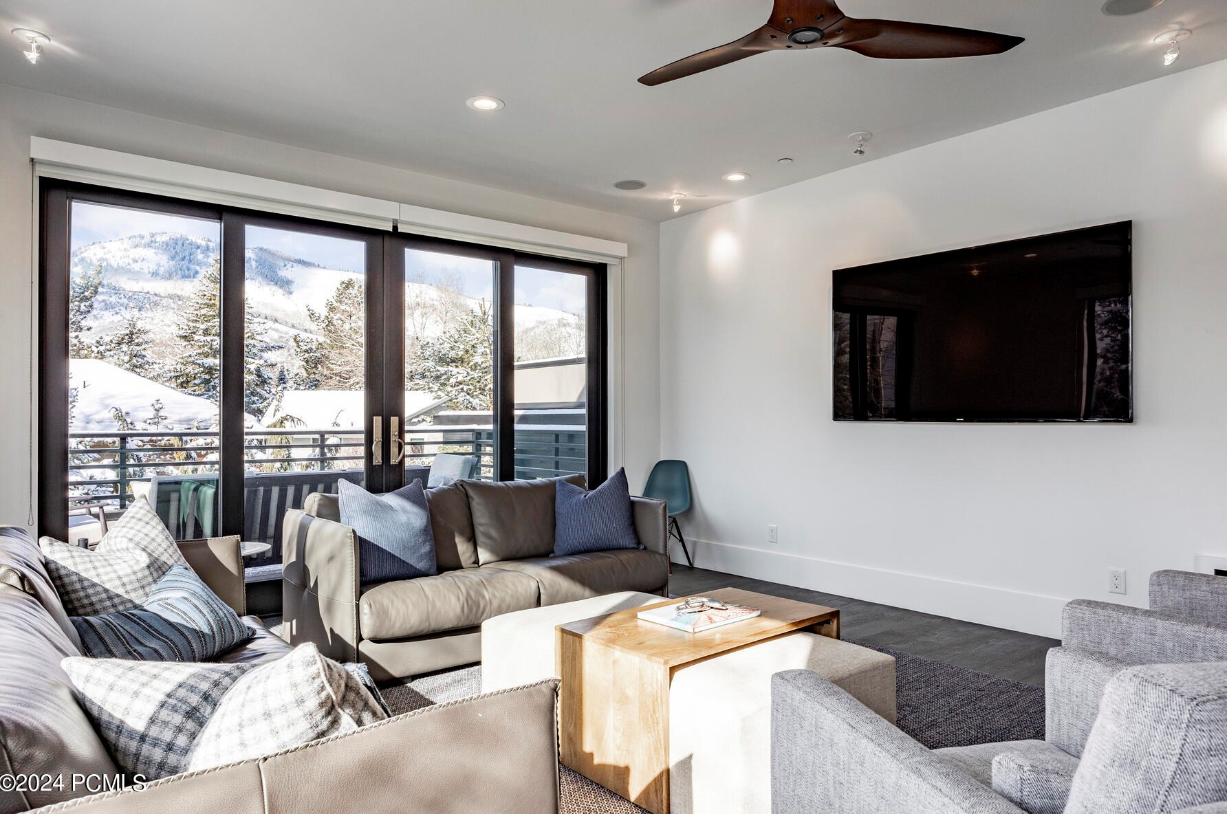 2547 Holiday Rnch Loop Rd, Park City UT 84060-6836 exterior