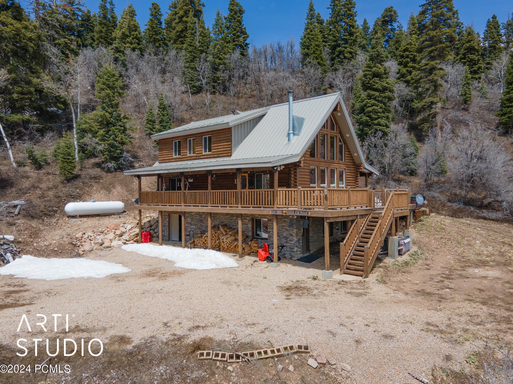 1414 Elk Rd, Hoytsville UT 84017-9345 exterior