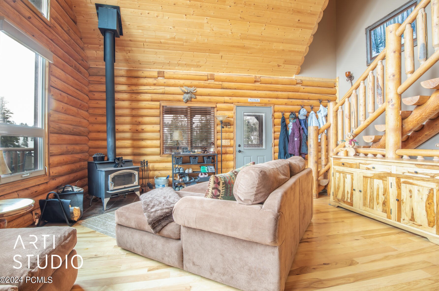 1414 Elk Rd, Hoytsville UT 84017-9345 exterior